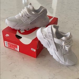 Nike Hurricane Run Shoes